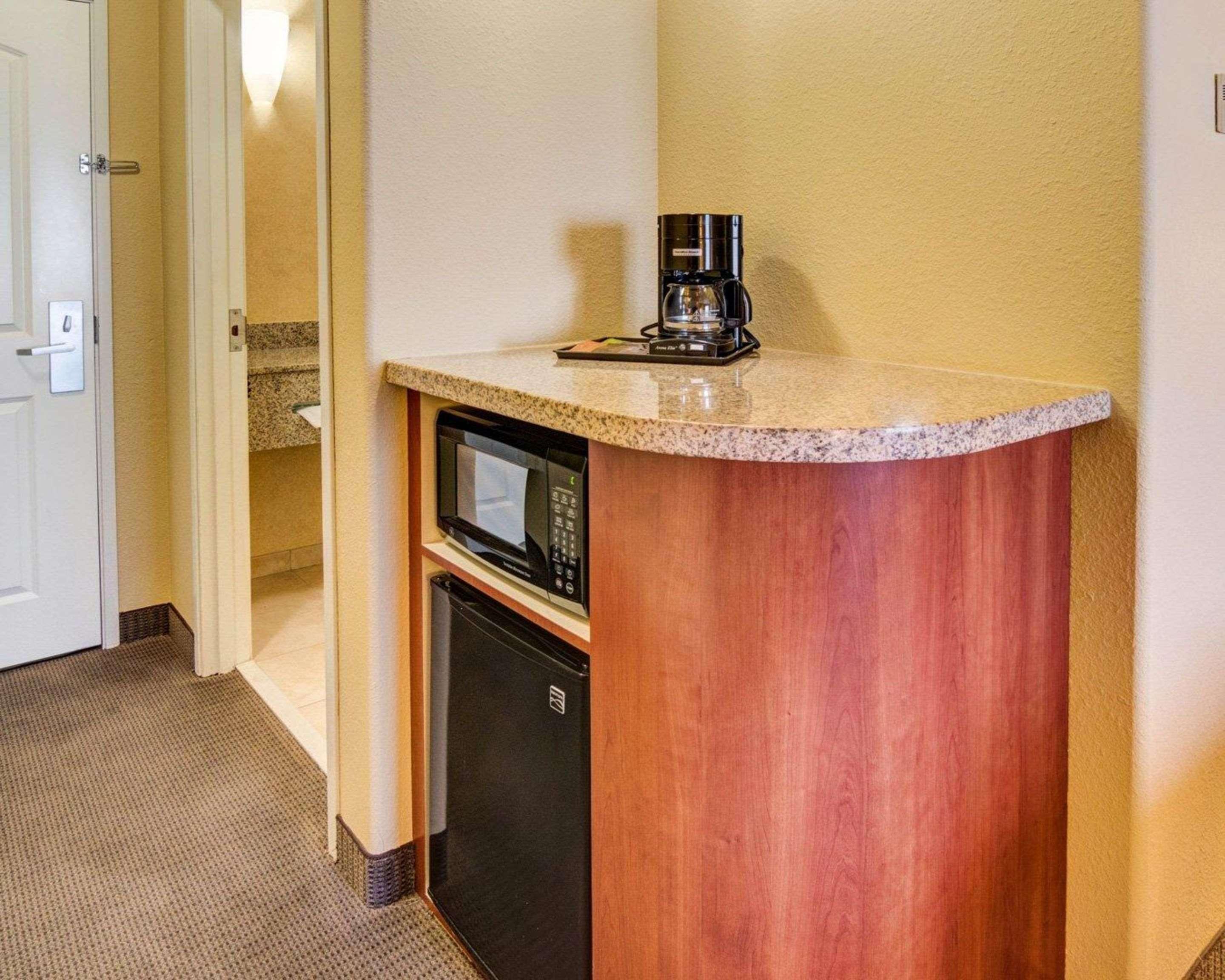Sleep Inn & Suites Midland West Екстер'єр фото